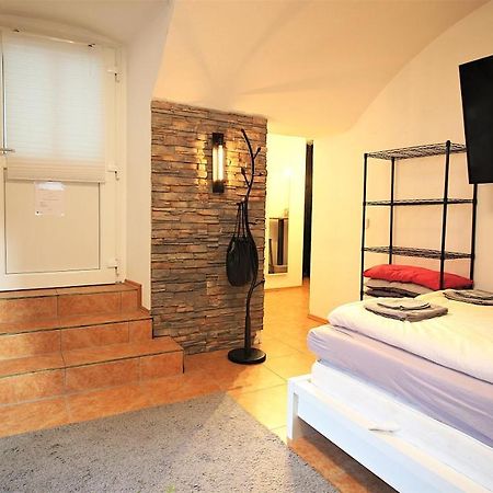 Xxx Fully Equipped Apartment Near Main Station! เวิร์ซบวร์ก ภายนอก รูปภาพ